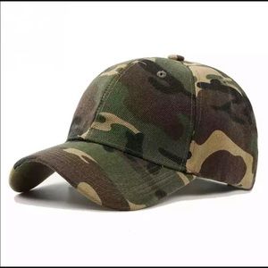 Camouflage baseball cap NEW
